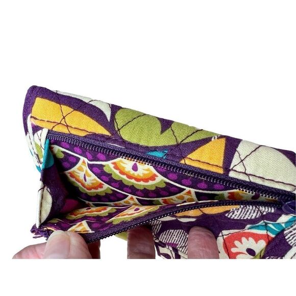 Vera Bradley‎ Plum Crazy Euro Wallet Quilted Floral Purple Cream Bohemian - Picture 4 of 8